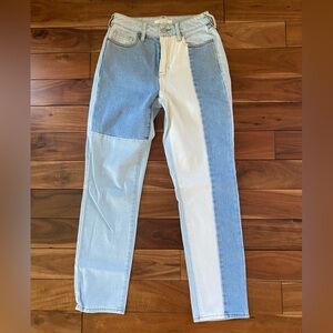 PacSun Mom Jean. Inseam 26"